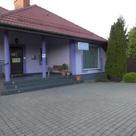 Gosciniec Suwalska Apartamento Gołdap Exterior foto